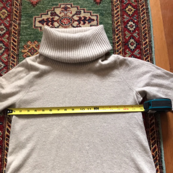 Thick, lush cashmere sweater, no label, no size. Measurements indicate size S - Picture 3 of 8